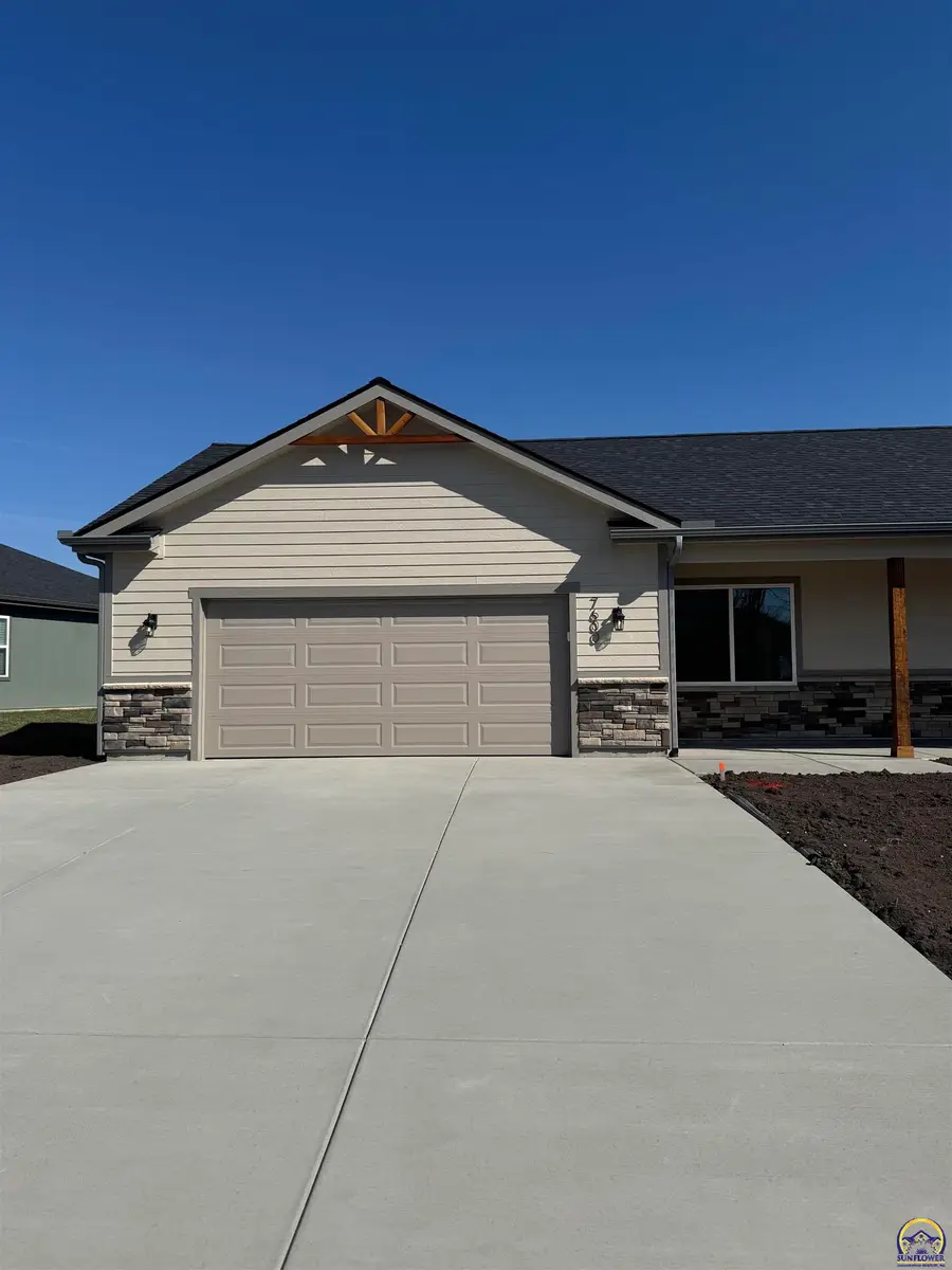 7600 SW 24th Ter, Topeka, KS 66614 - #3