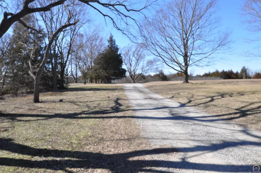 0000 SW Wanamaker Rd, Auburn, KS 66402 - #2