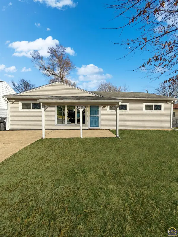 3308 SE Colfax St, Topeka, KS 66605