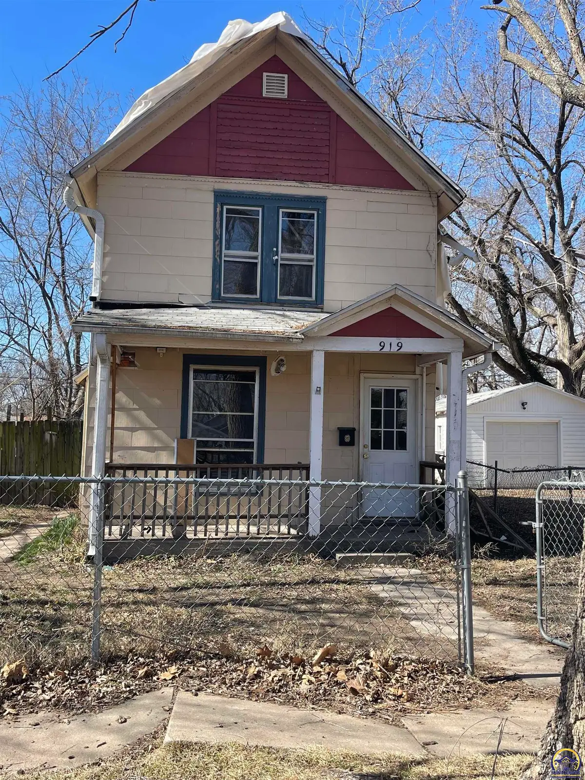 919 NE Winfield Ave, Topeka, KS 66616 - #1