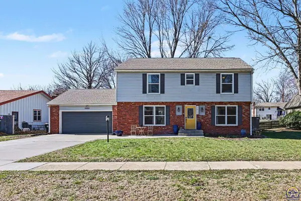 2633 SW Westport Dr, Topeka, KS 66614