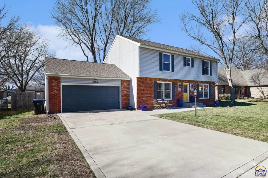 2633 SW Westport Dr, Topeka, KS 66614 - #3