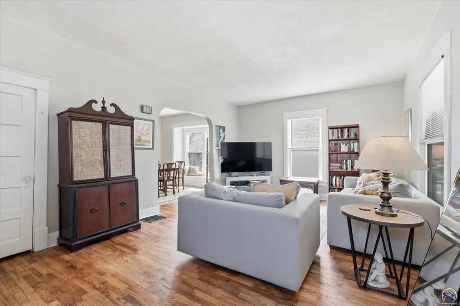1928 SW Buchanan St, Topeka, KS 66604 - #3