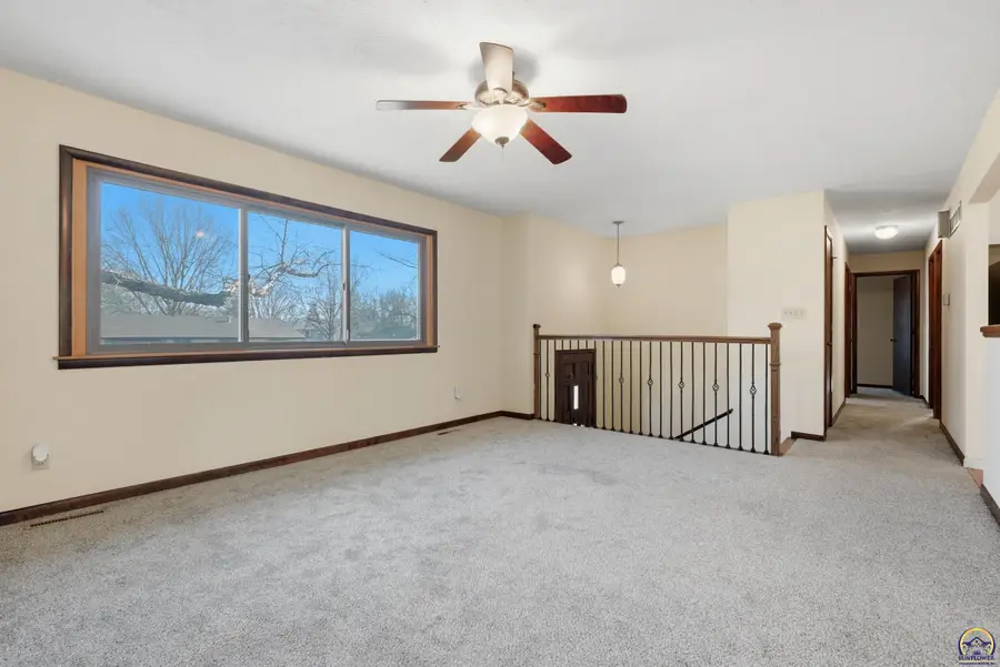 3105 Yolande Way, Manhattan, KS 66502 - #3