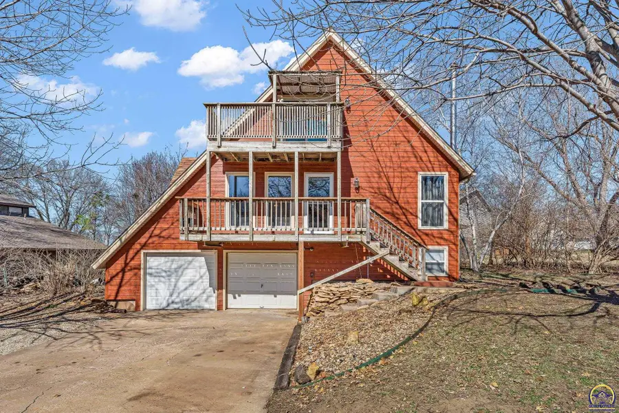 3708 SW 35th St, Topeka, KS 66614 - #3