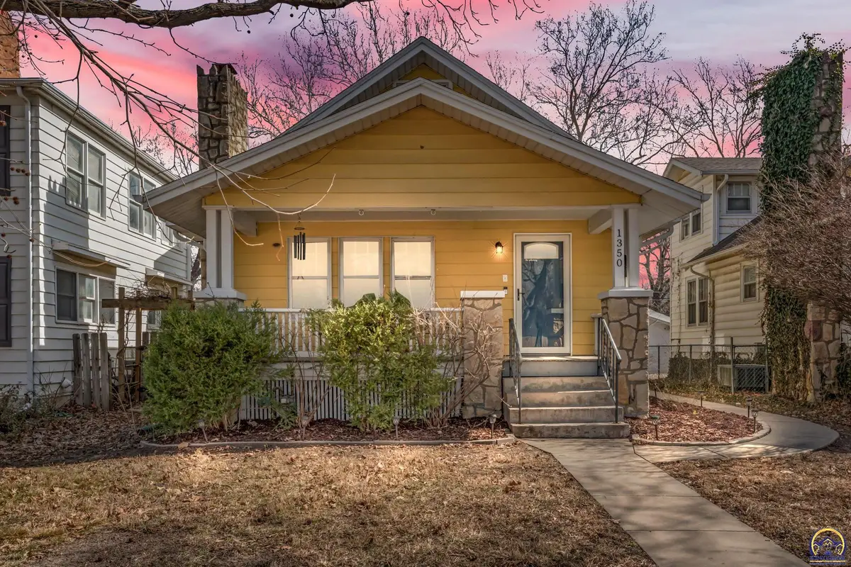 1350 SW Wayne Ave, Topeka, KS 66604 - #1