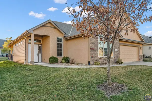 2227 SW Village Hall Rd, Topeka, KS 66614