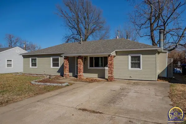 3388 SW Mayo Ave, Topeka, KS 66611