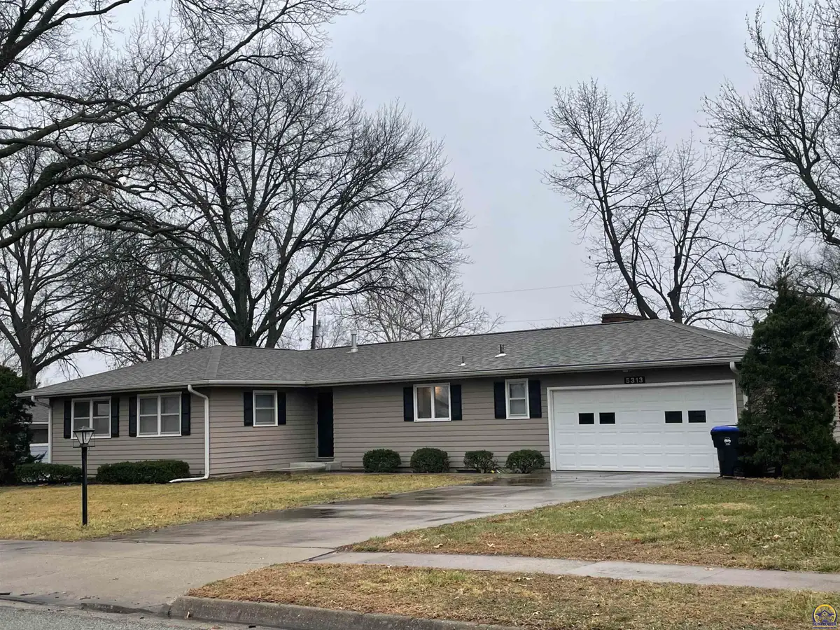 5313 SW 23rd Ter, Topeka, KS 66614 - #1