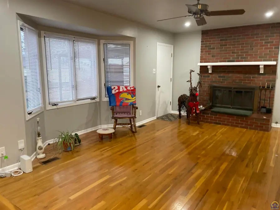 5313 SW 23rd Ter, Topeka, KS 66614 - #2