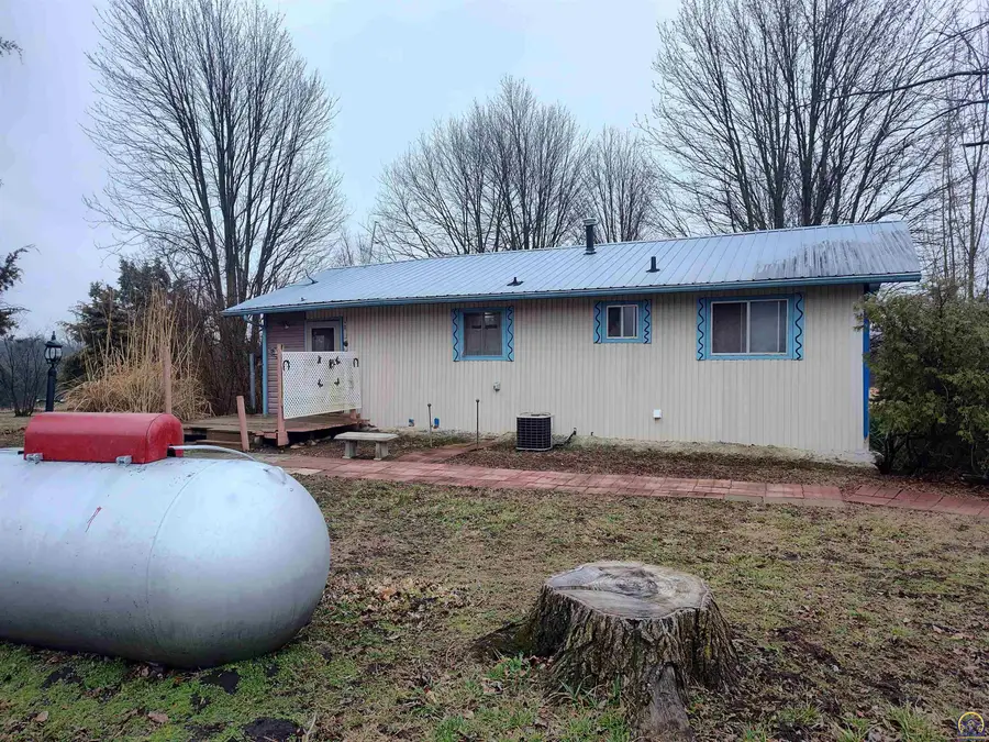 14790 U Road, Mayetta, KS 66509 - #2