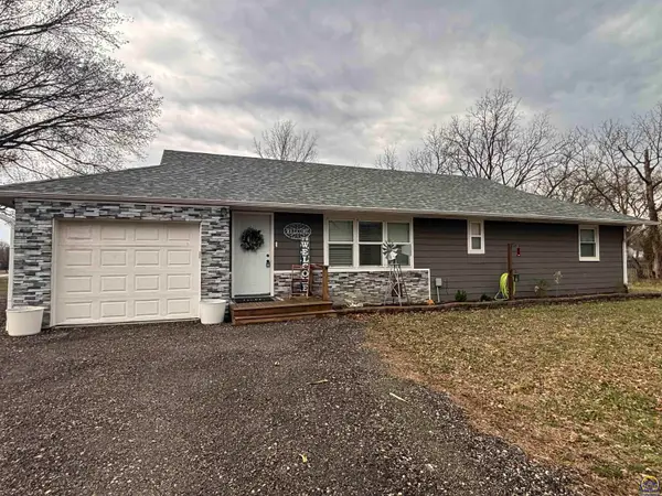 415 E Park Ave, Hartford, KS 66854