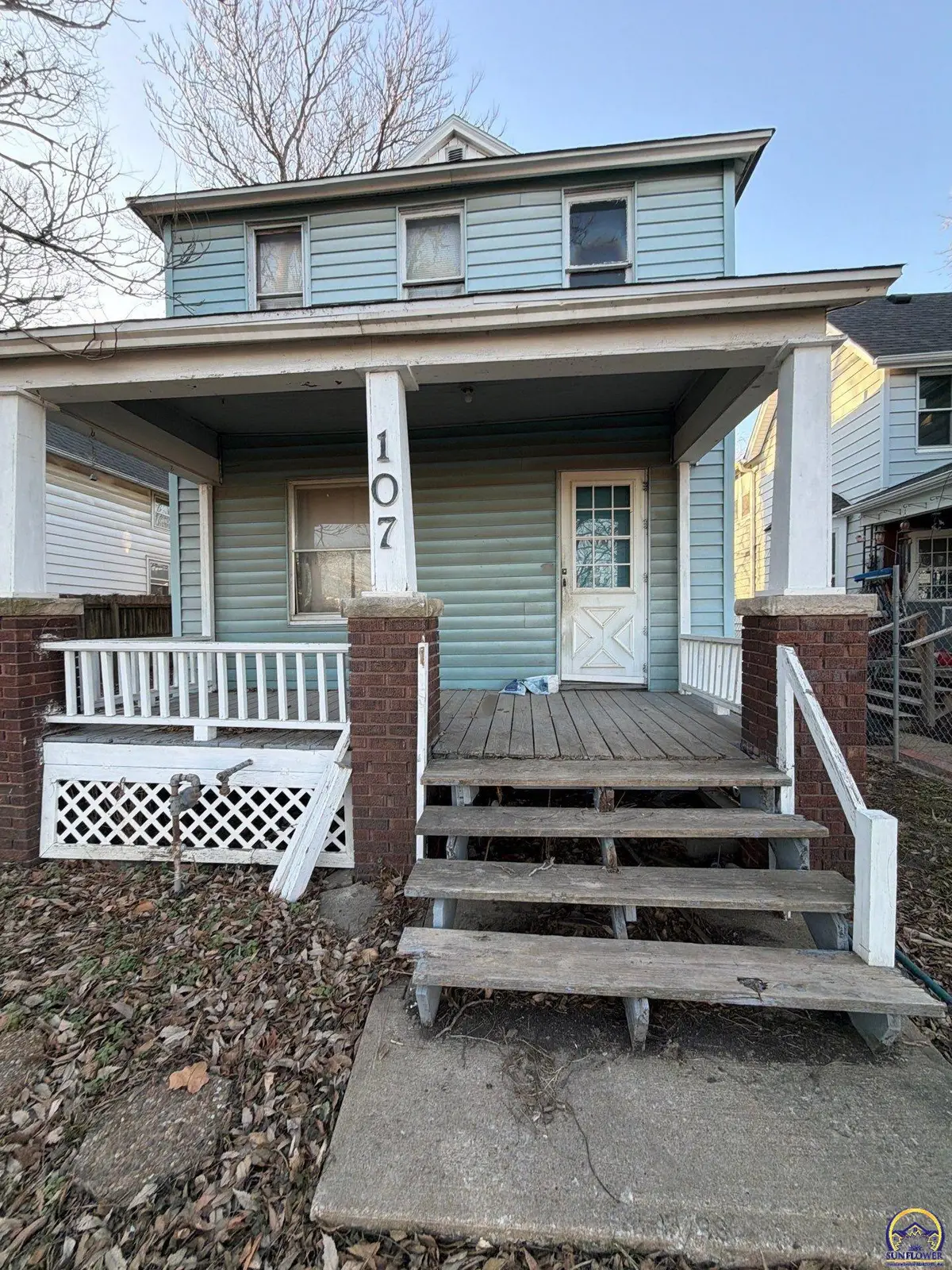 107 NW Taylor St, Topeka, KS 66603 - #1