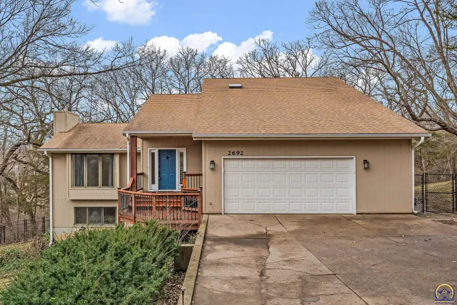 2692 NE Cedar Ct, Topeka, KS 66617 - #2