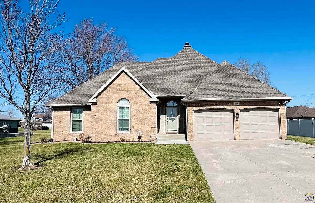 1109 Roanoke St, Seneca, KS 66538 - #1