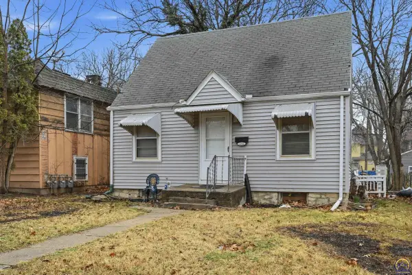 1264 SW Polk St, Topeka, KS 66612