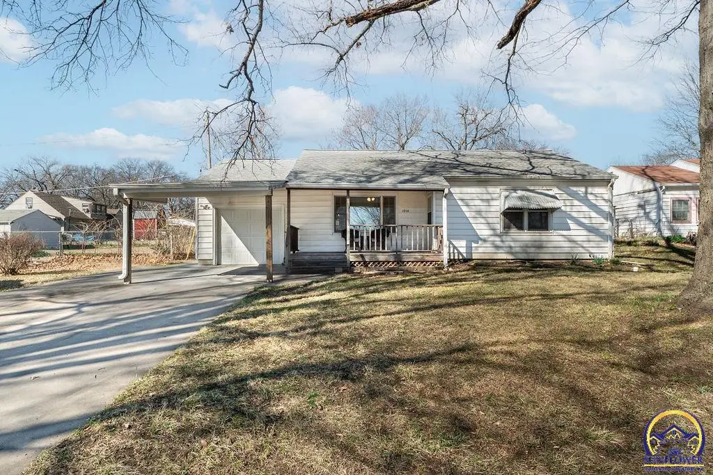 1014 SE 30th St, Topeka, KS 66605 - #1