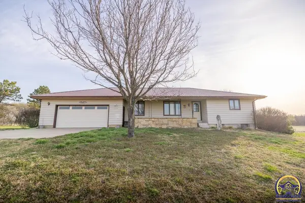 1435 175th St, Eureka, KS 67045