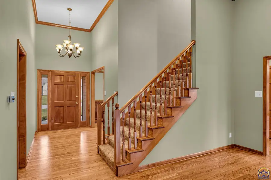 3210 SW Mowbray Rd, Topeka, KS 66614 - #3