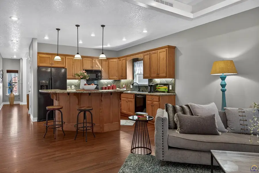 1113 SW Red Oaks Ct, Topeka, KS 66615 - #3