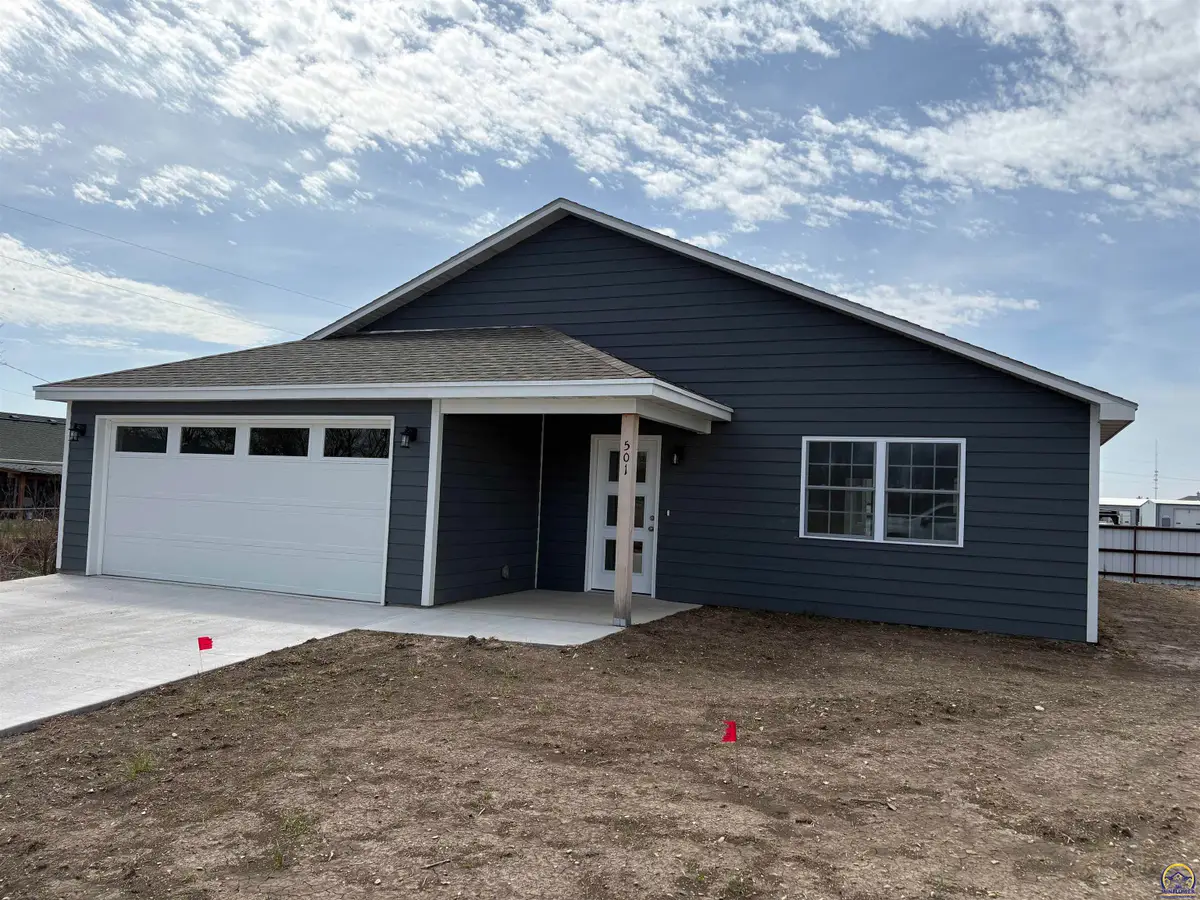 501 Brookston St, Emporia, KS 66801 - #1