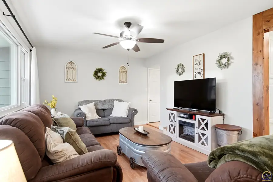 3535 NE Meriden Rd, Topeka, KS 66617 - #3