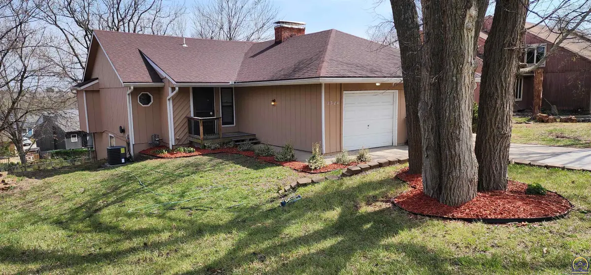 3524 SW Skyline Pky, Topeka, KS 66614 - #1