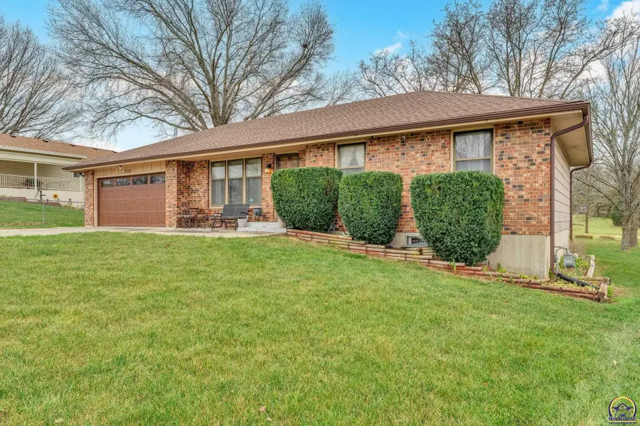 2145 SE 38th Cir, Topeka, KS 66609 - #3