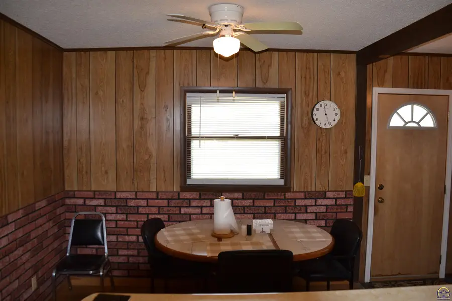 298 S Olivet Rd, Lebo, KS 66856-9999 - #3