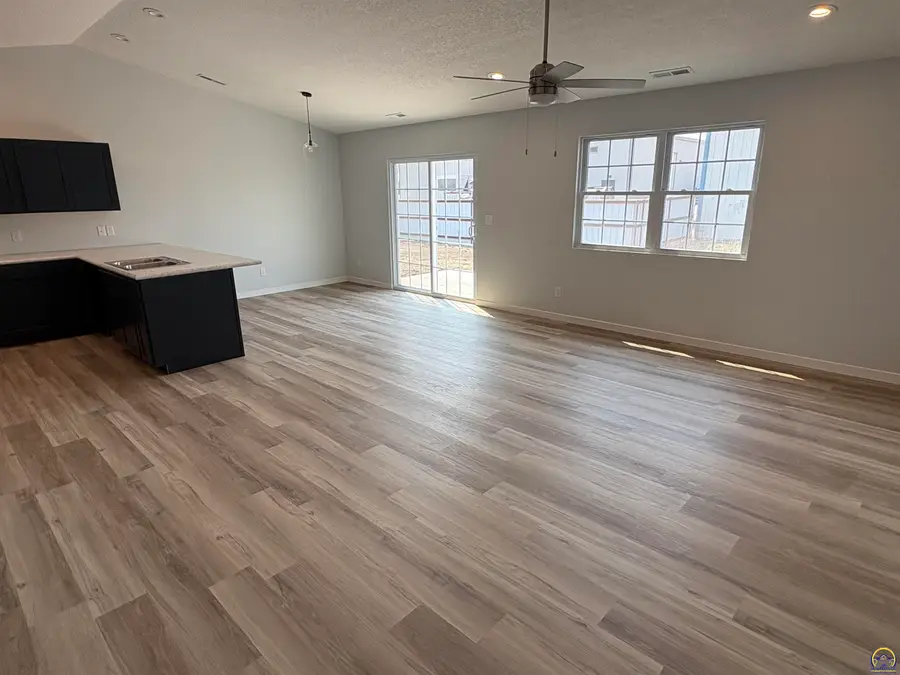 509 Brookston St, Emporia, KS 66801 - #2