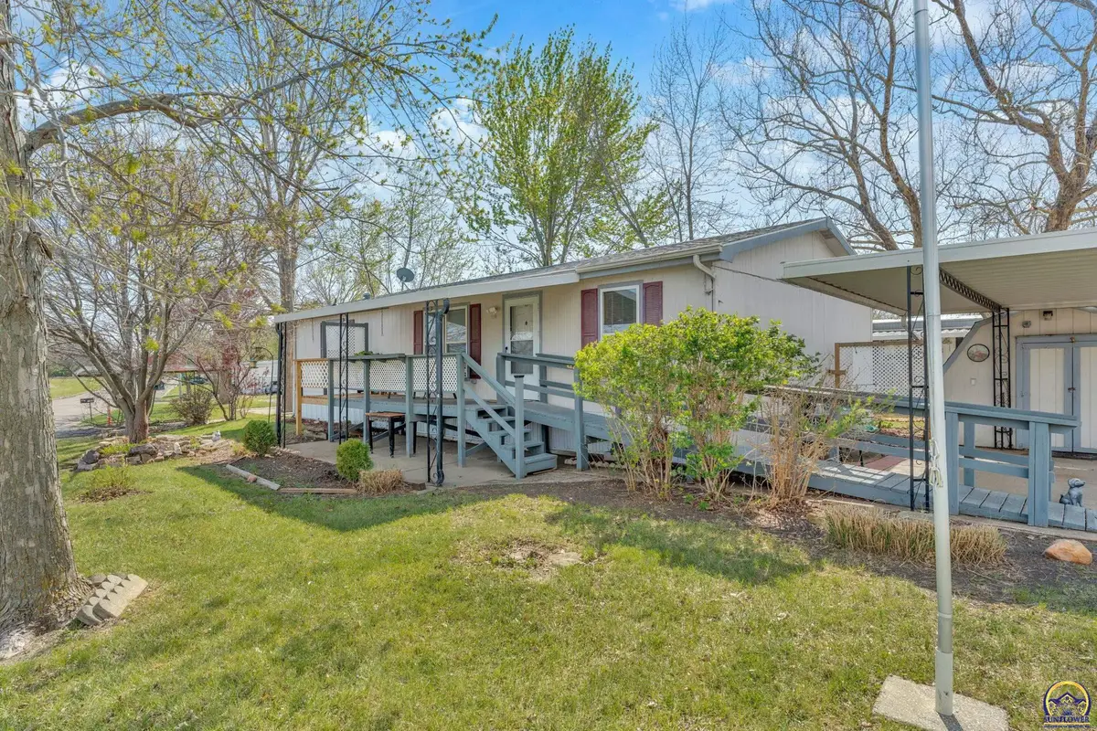 337 SE 46th St, Topeka, KS 66609 - #1