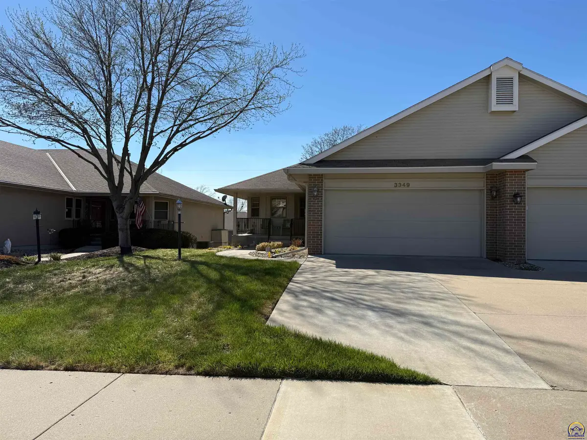3349 SW Mcclure Ct, Topeka, KS 66614 - #1