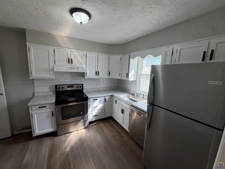 531 Sherman St, Emporia, KS 66801 - #3