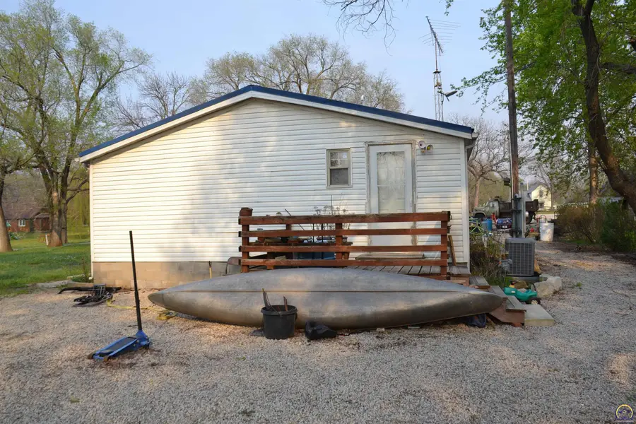 21244 Hickory St, Quenemo, KS 66528-9999 - #3
