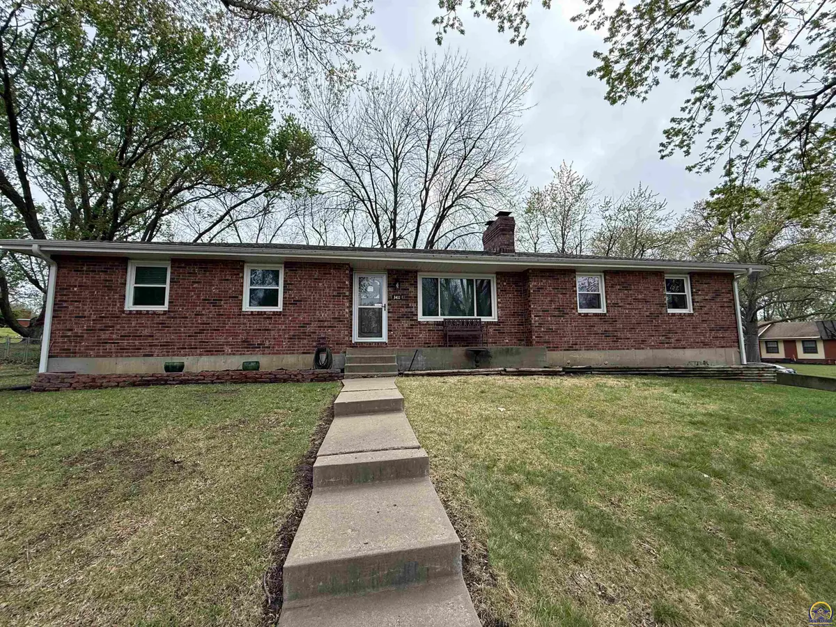 3411 SE Island Cir, Topeka, KS 66605 - #1