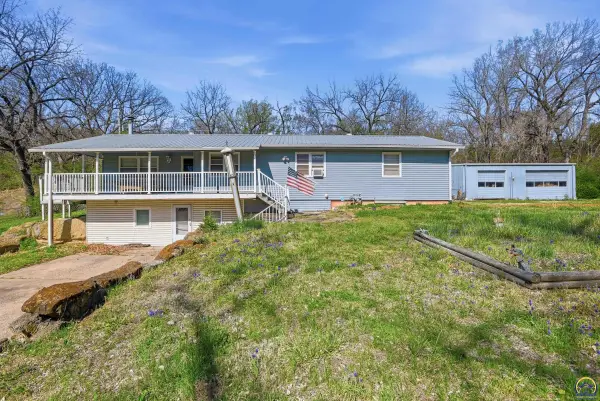 2935 NE Meriden Rd, Topeka, KS 66617