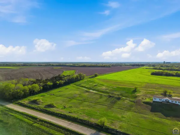 00000 S Stanley Rd #Block B, Lot3, Overbrook, KS 66524
