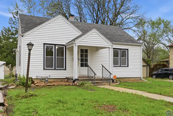 1621 SW Wayne Ave, Topeka, KS 66604