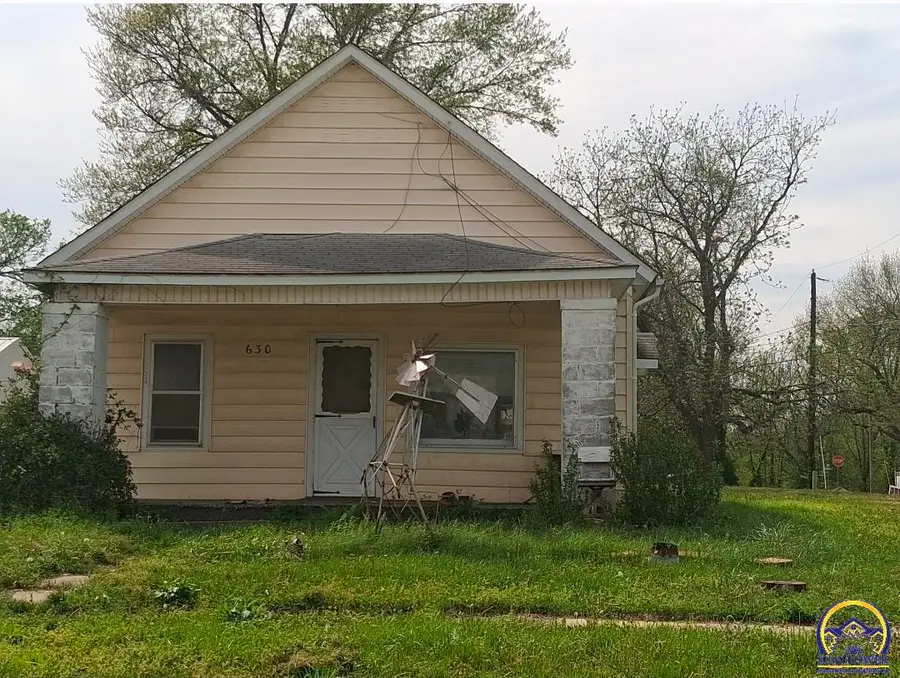630 Jefferson St, Lyndon, KS 66451 - #3