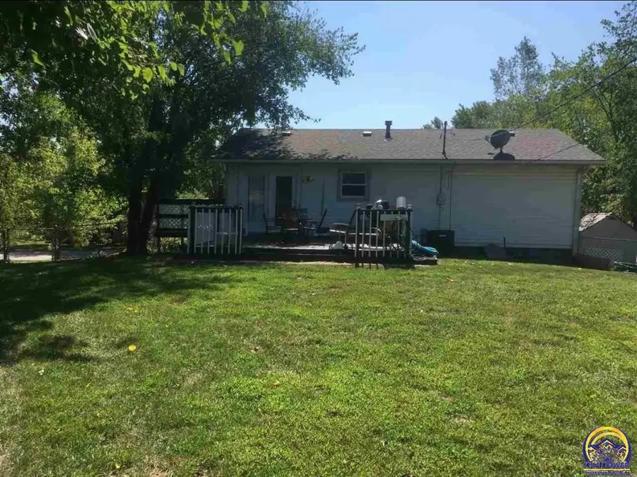 327 Melody Ln, Carbondale, KS 66414 - #3