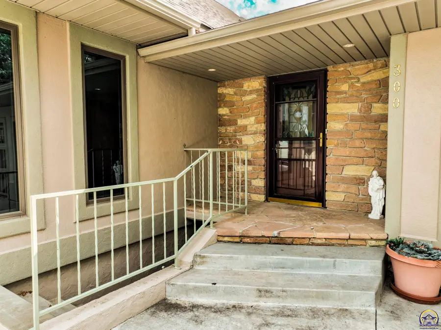 300 Durink, Saint Marys, KS 66536 - #3