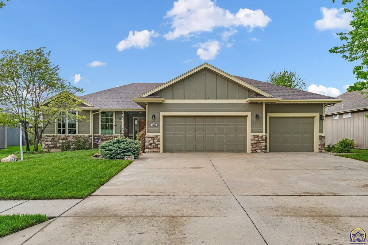 3326 SW 44th Ter, Topeka, KS 66610 - #1