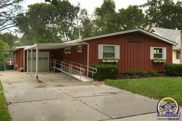 1616 SW Burnett Rd, Topeka, KS 66604