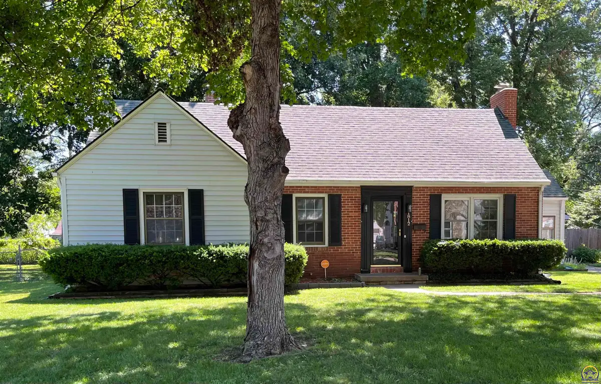 1812 SW Webster Ave, Topeka, KS 66604 - #1