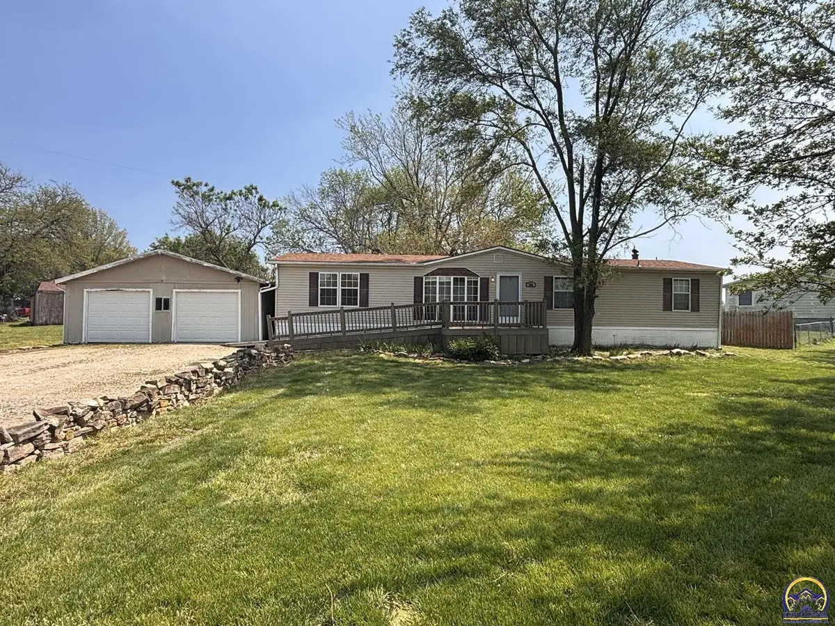 500 Sycamore St, Cottonwood Falls, KS 66845 - #1