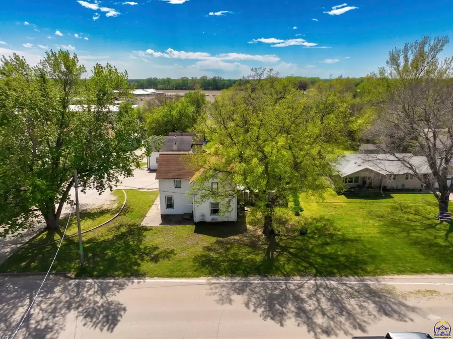 802 W Bertrand, Saint Marys, KS 66536 - #3