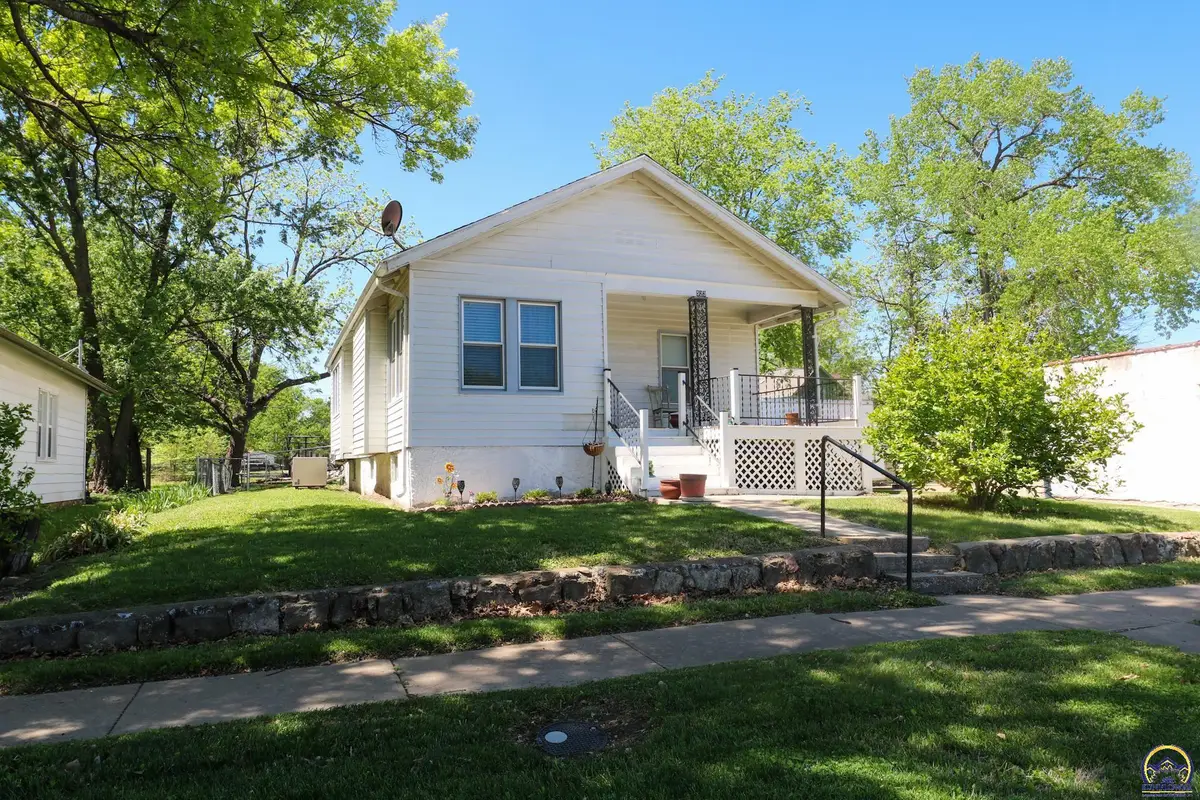 523 East St, Emporia, KS 66801 - #1