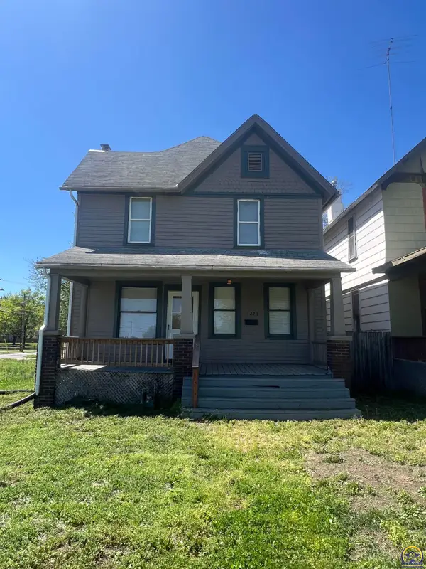 1273 SW Tyler St, Topeka, KS 66612