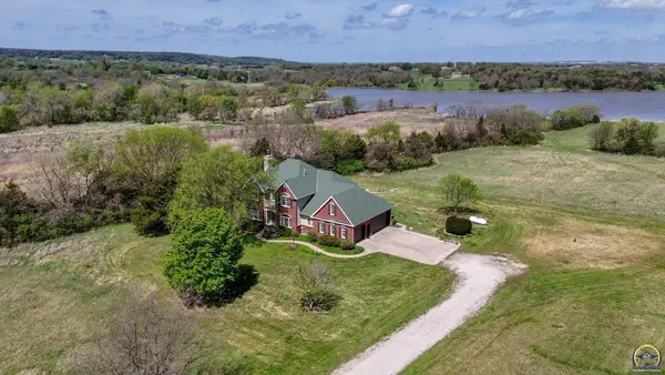 1548 N 800 Rd, Baldwin City, KS 66006