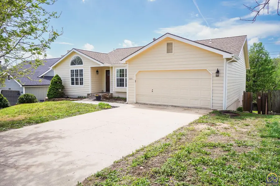 2429 Via Linda Dr, Lawrence, KS 66047 - #3